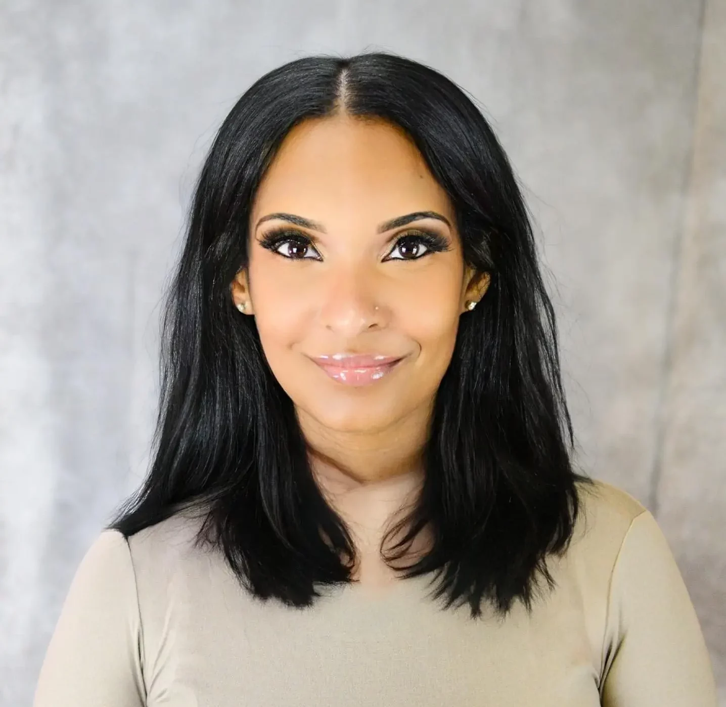 Read more about the article Amanda Hutchinson